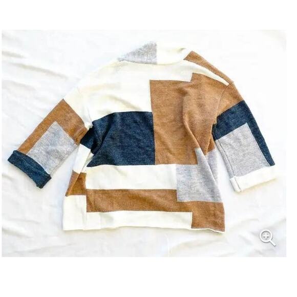 Main Strip Color Block Knit Cardigan Sz Large- Like New! - Picture 2 of 8